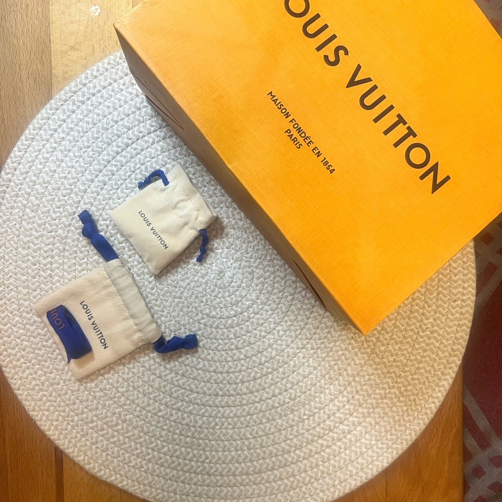 Louis Vuitton Gift Bag with Two Jewelry Pouches and Blue LV ribbon